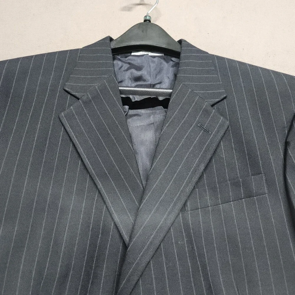 David Taylor 1963 Navy Stripe Suit Coat Mens 44 Short 55% Polyester 45% Wool